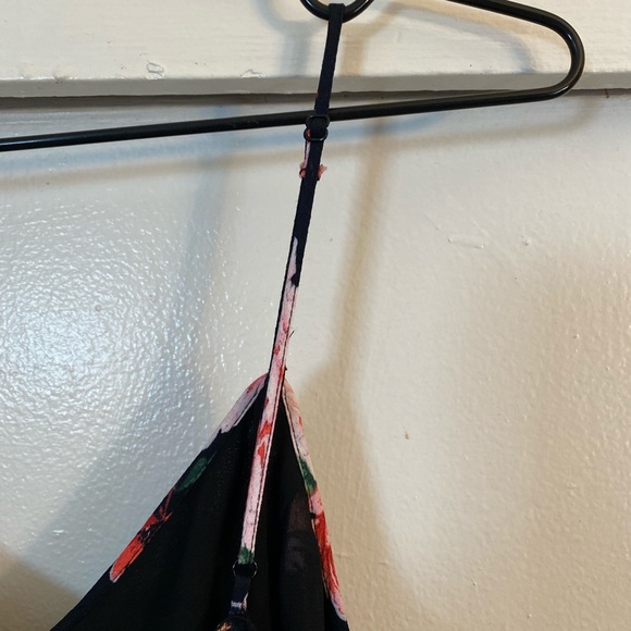 EVER NEW MELBOURNE, new without tags, beautiful floral dress, size 4 - Picture 5 of 13